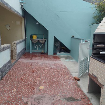 Ambiente familiar, área nobre, próximo a praia. Cabo Frio Esterno foto